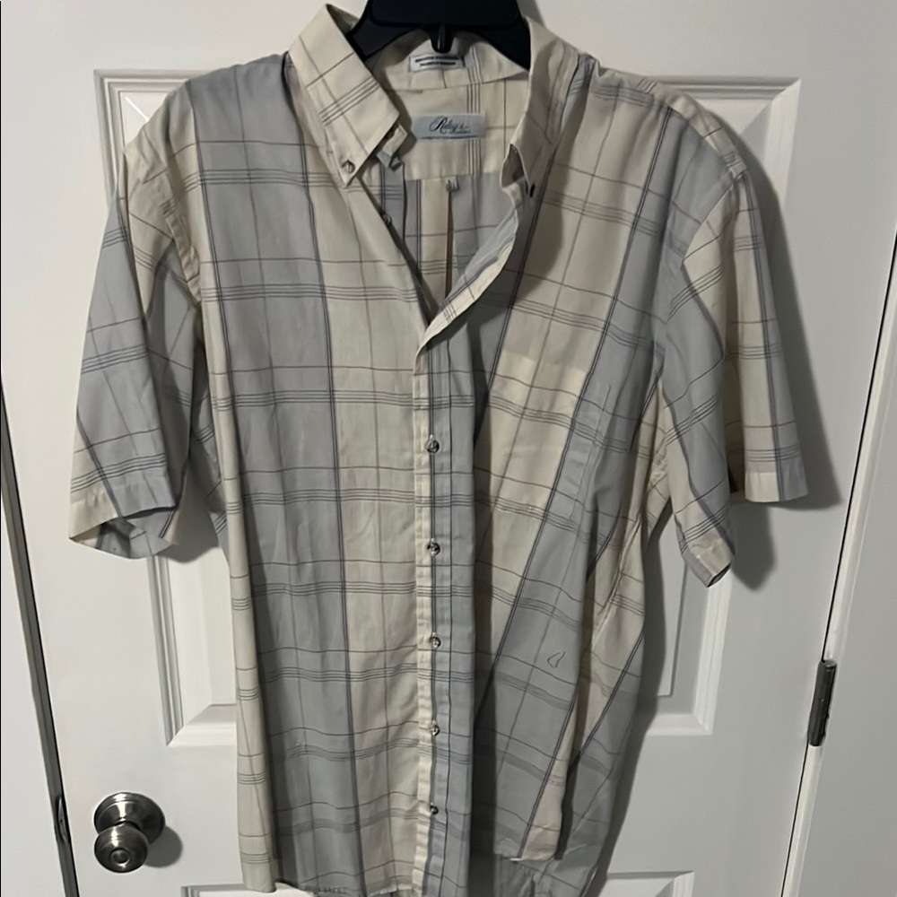 Vintage 90’s Lightweight Casual Button Down Shirt